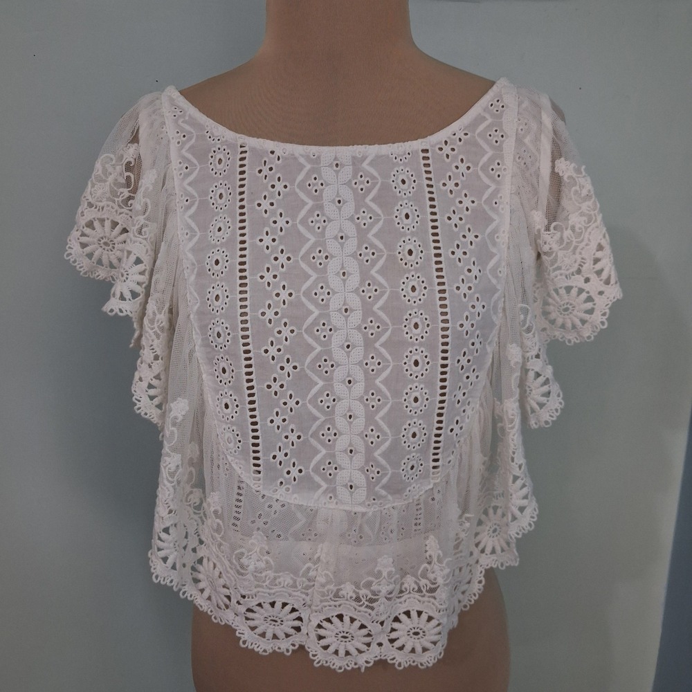 Free People White Eyelet Lace Smocked Crop Top Tassel Tie Back XS Boho Summer